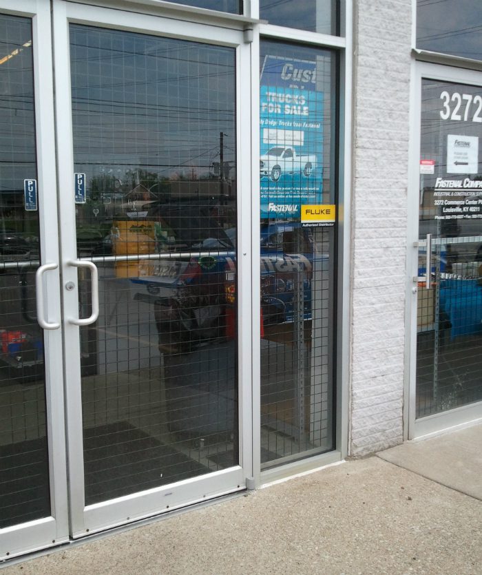 Wire Partition Panels Used on Store Windows and Doors for Security